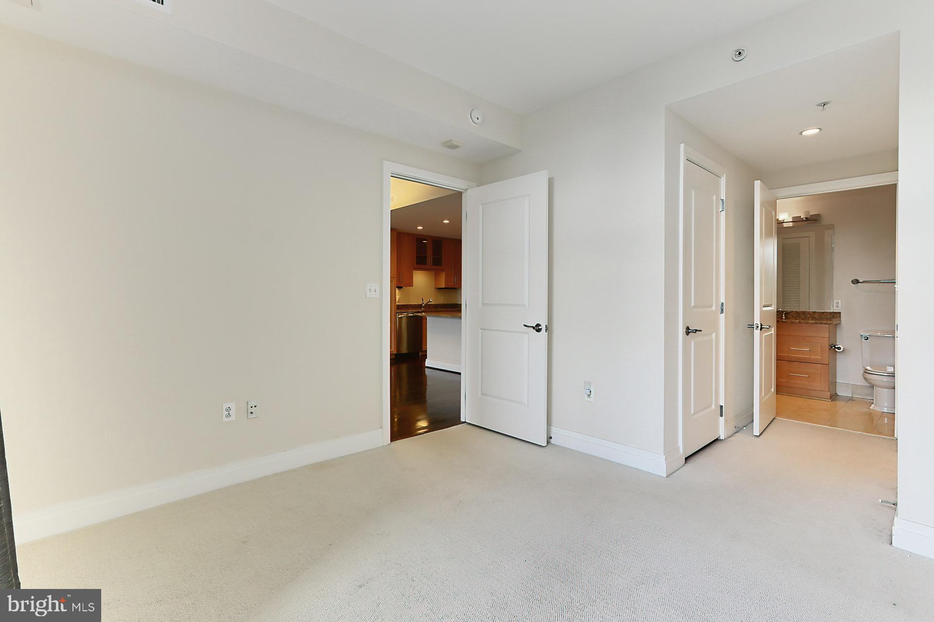 ONE PARK CREST CONDOMINIUM - Residential Lease