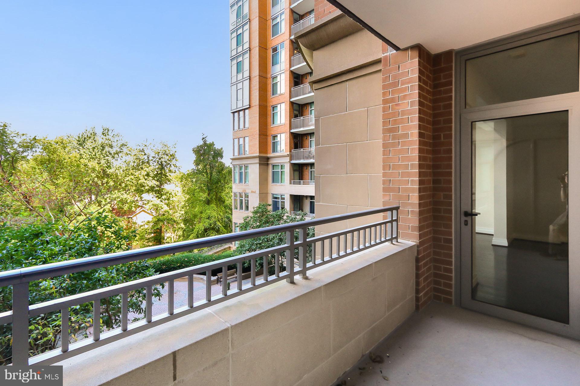 ONE PARK CREST CONDOMINIUM - Residential Lease