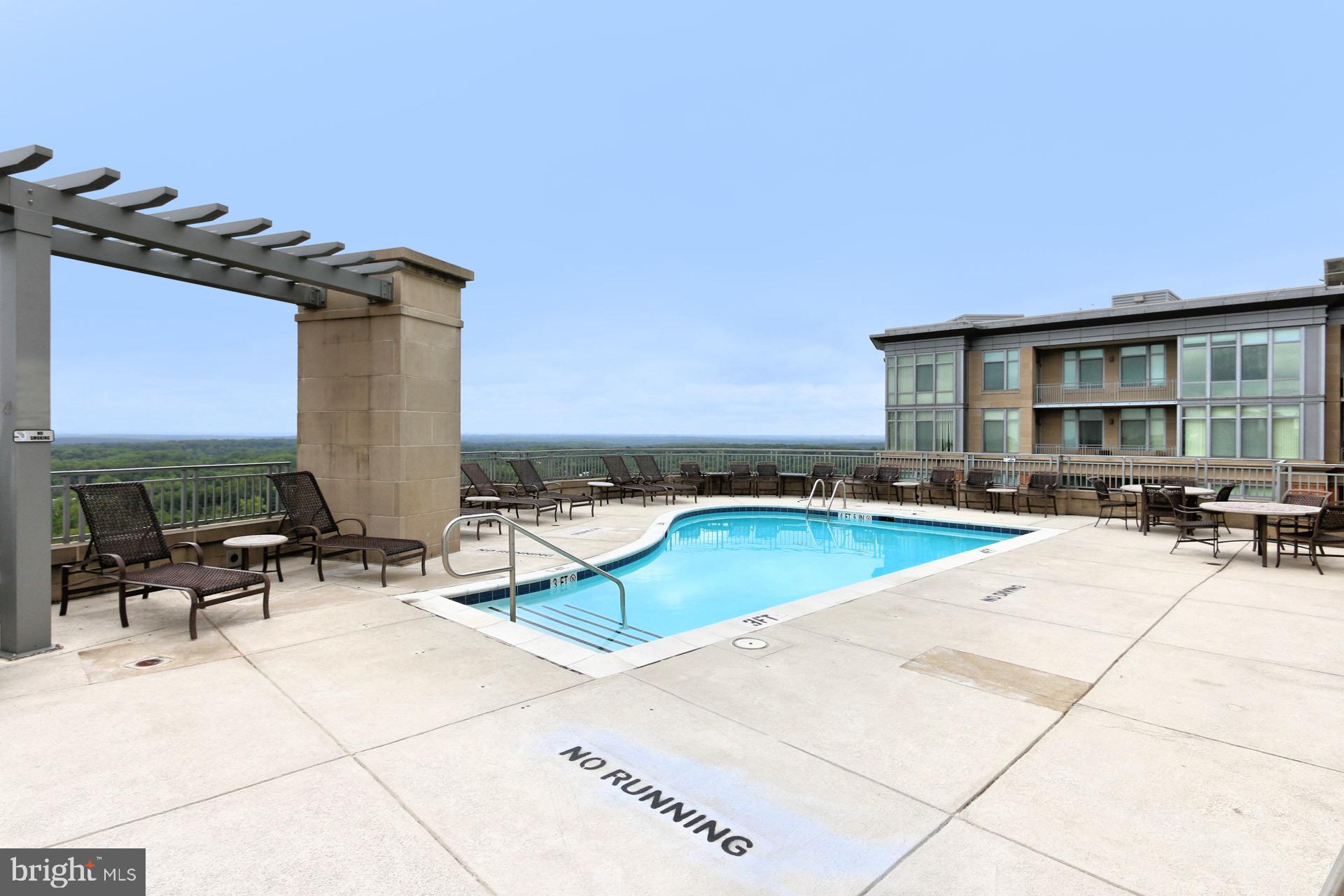 ONE PARK CREST CONDOMINIUM - Residential Lease