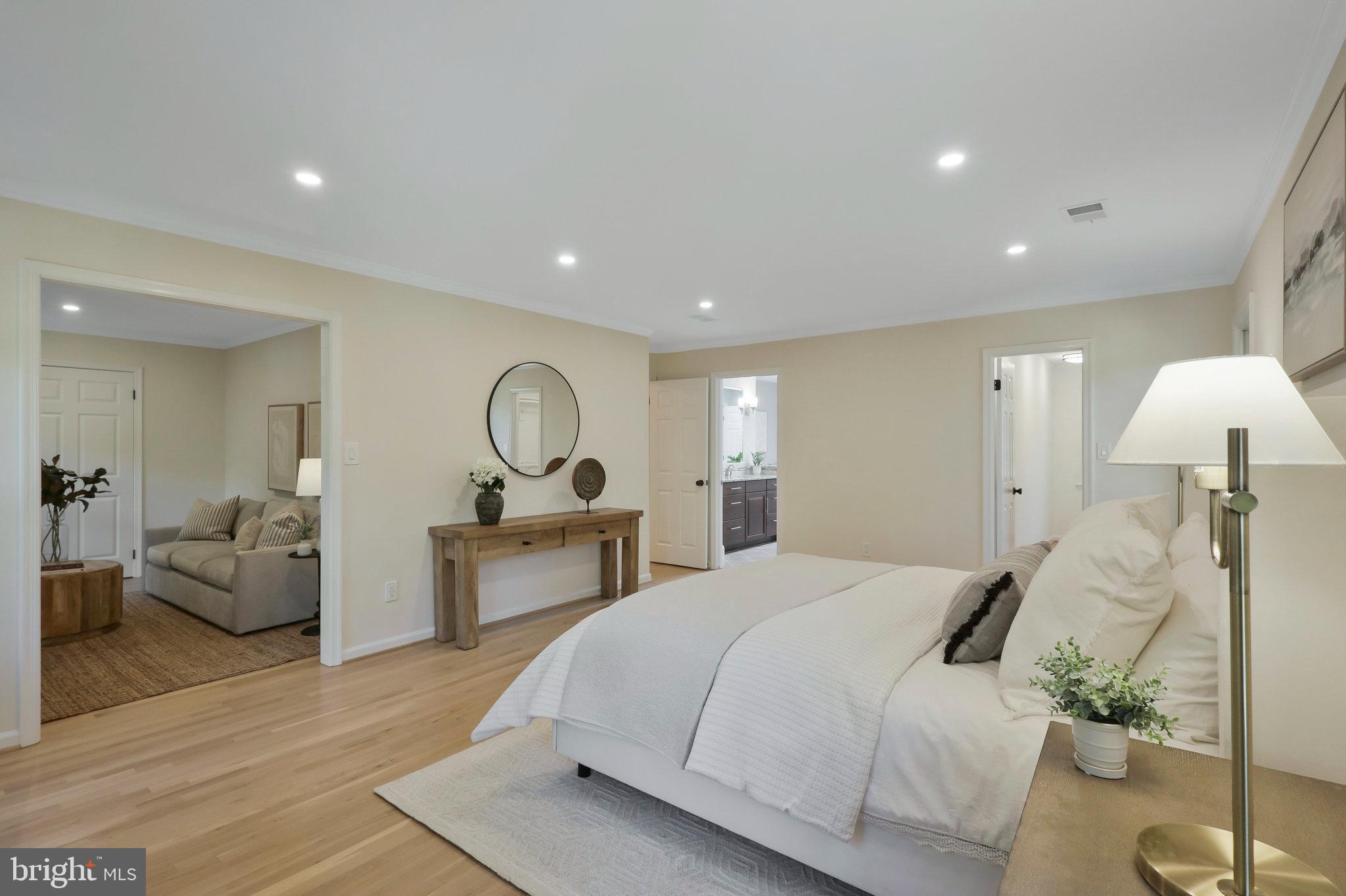 CEDARS OF MC LEAN - Residential