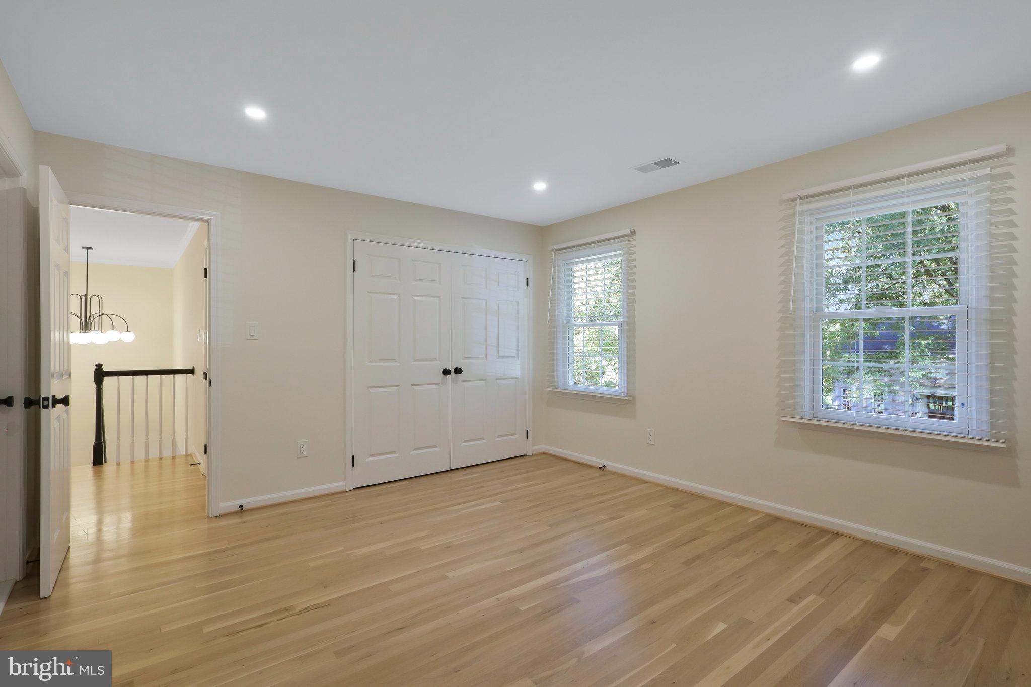 CEDARS OF MC LEAN - Residential