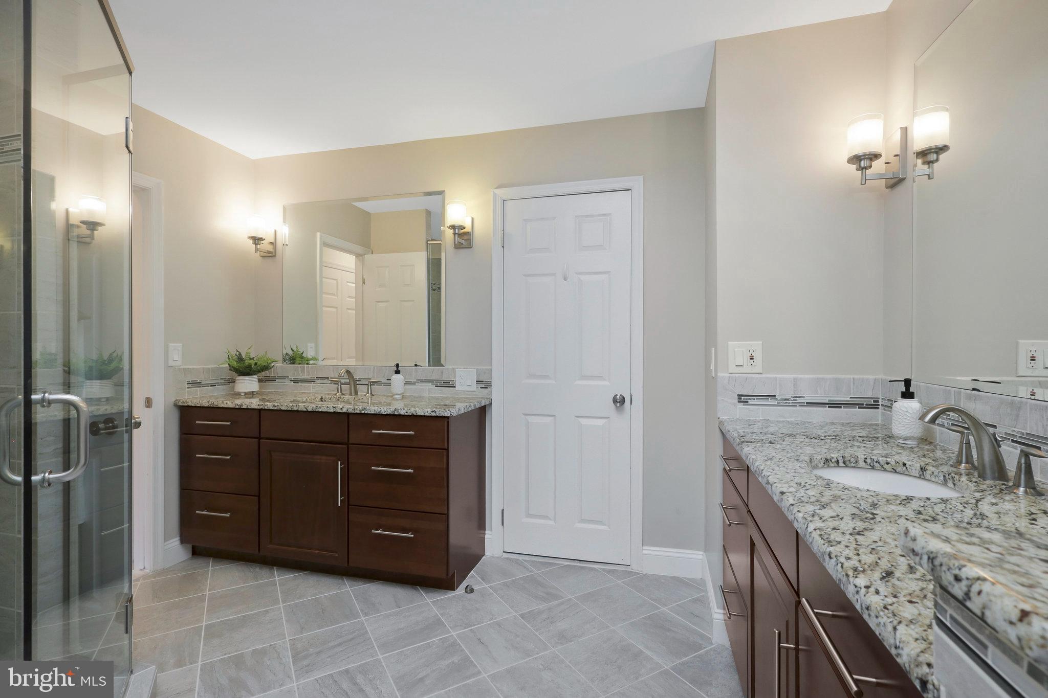 CEDARS OF MC LEAN - Residential