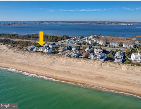 Homes For Sale - 37135 Ocean Park Lane<br/> Sussex County, FENWICK ISLAND, DE 19944