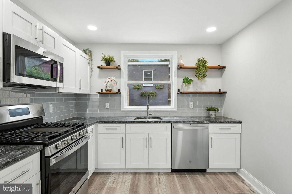 Photo of 511 Beaver Street, LANCASTER, PA 17603 (MLS # PALA2073656)