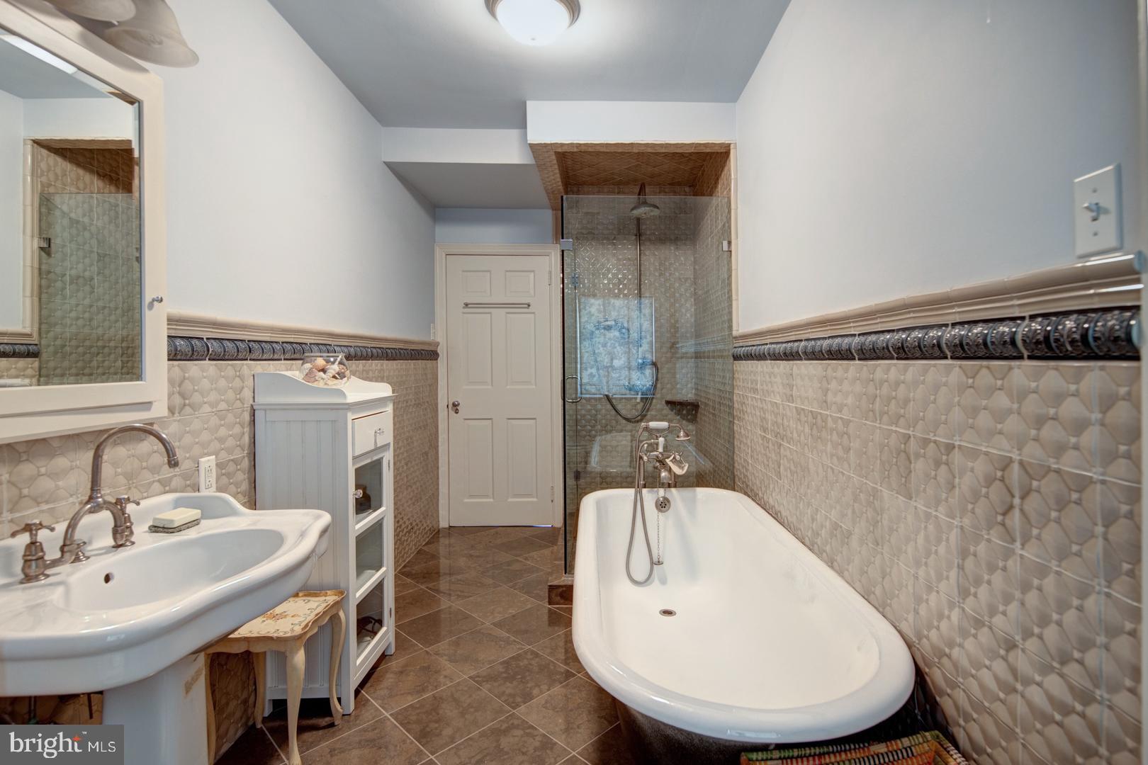 WYNDMOOR - Residential