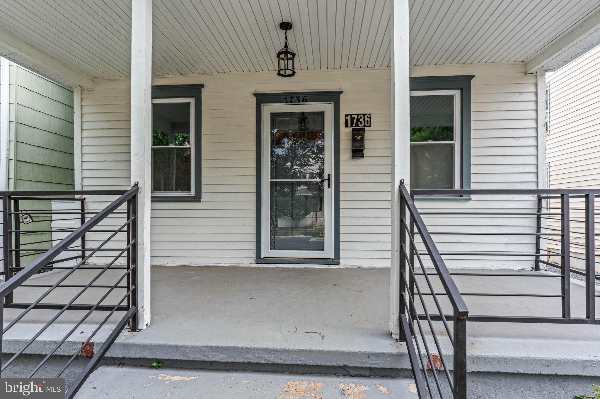 1736 KINGS HIGHWAY