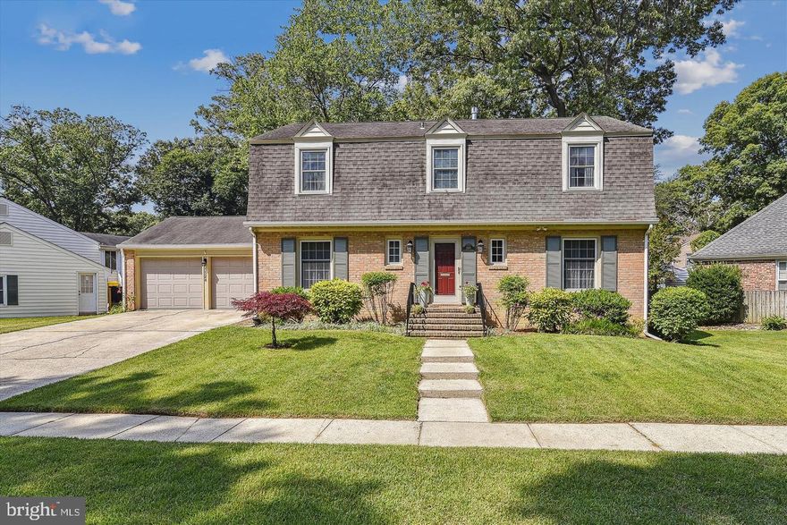 ENTERED FOR COMP PURPOSES ONLY. Beautifully maintained colonial inside the "Crofton Triangle". Located on a Cul de Sac. Newly painted in neutral colors. Backs on to the Golf course. Many upgrades in kitchen and living area, Whole house CAT6 network, central vacuum, security cameras front and back, HVAC: Ecobee3 Thermostat, Two HDTV antennas in attic. Attached garage with electric car outlet . Work bench. Bedrooms with ceiling fans and oak floors. Tile kitchen floors with gas stove and central vac. with dust bin. Dining room has ambiance cove lighting, wainscoting and oak floors. All window treatments in every room convey as well as new lighting fixtures. Living room has recessed lighting , oak floors , premium efficiency gas fireplace with copper insert and antique mantel with original finish. Electronic calendar to remain. Two full and two half baths bathrooms have been upgraded. Whole house surge protector installed on the basement electric panel.