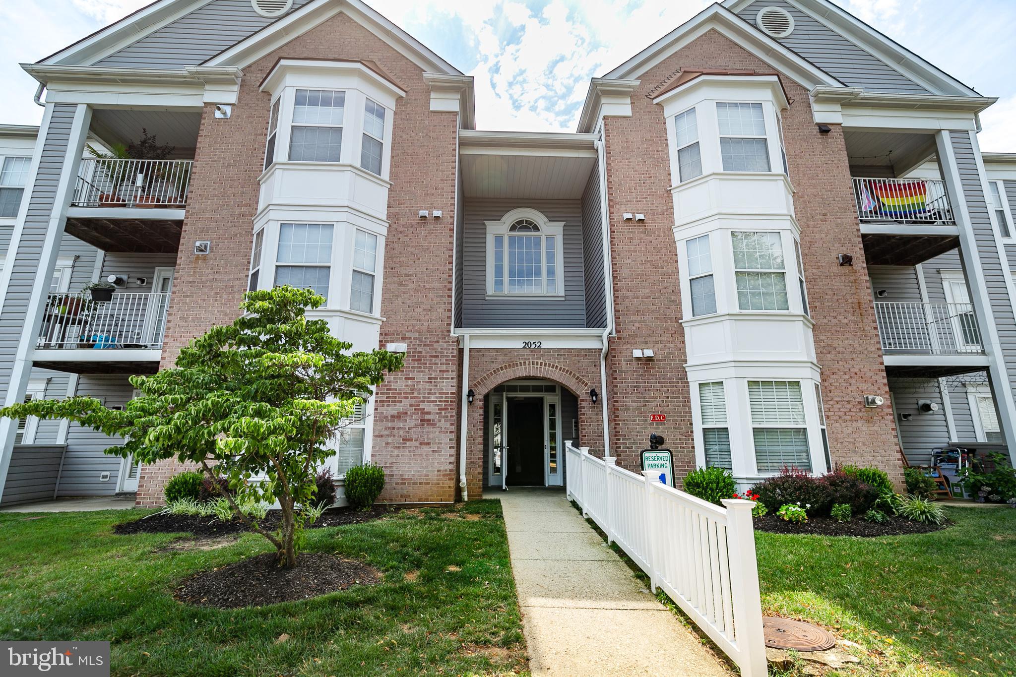 WINDGATE CONDO - Residential