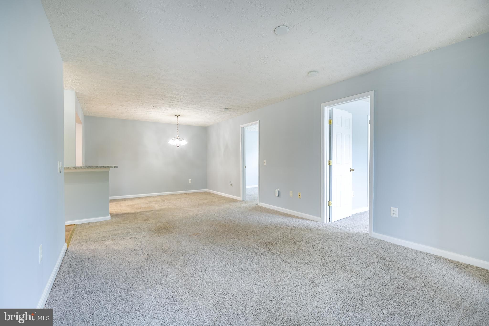 WINDGATE CONDO - Residential