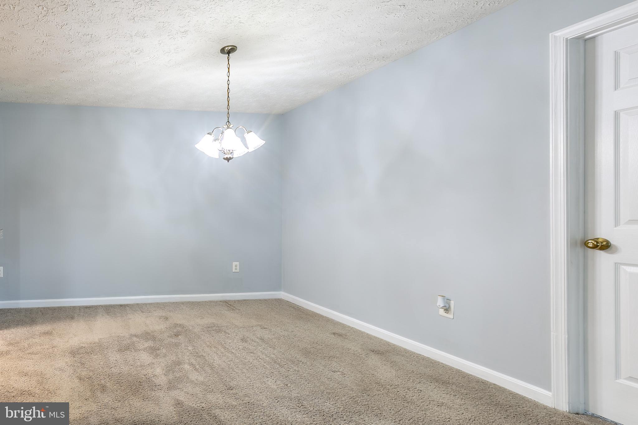 WINDGATE CONDO - Residential