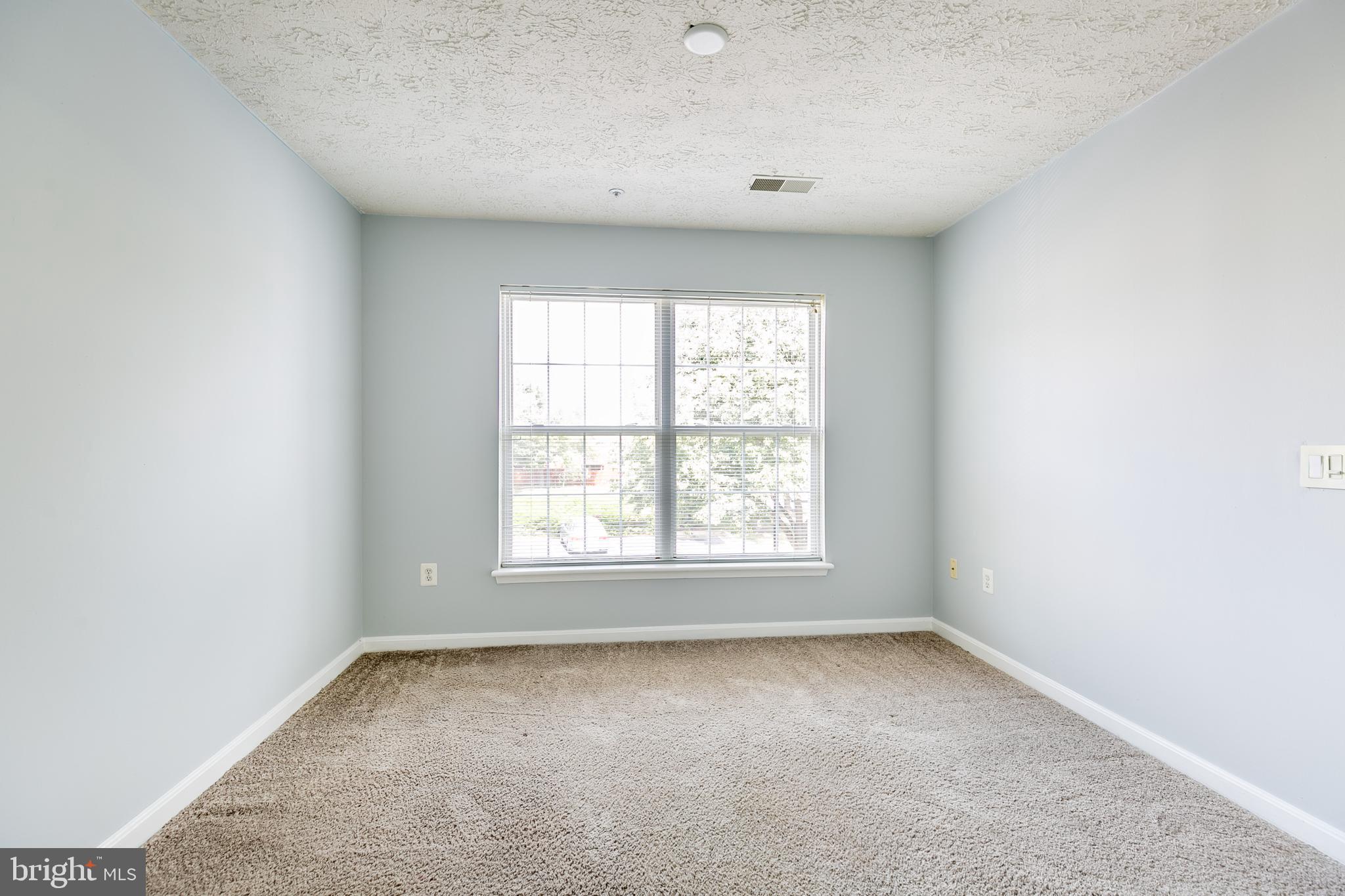 WINDGATE CONDO - Residential