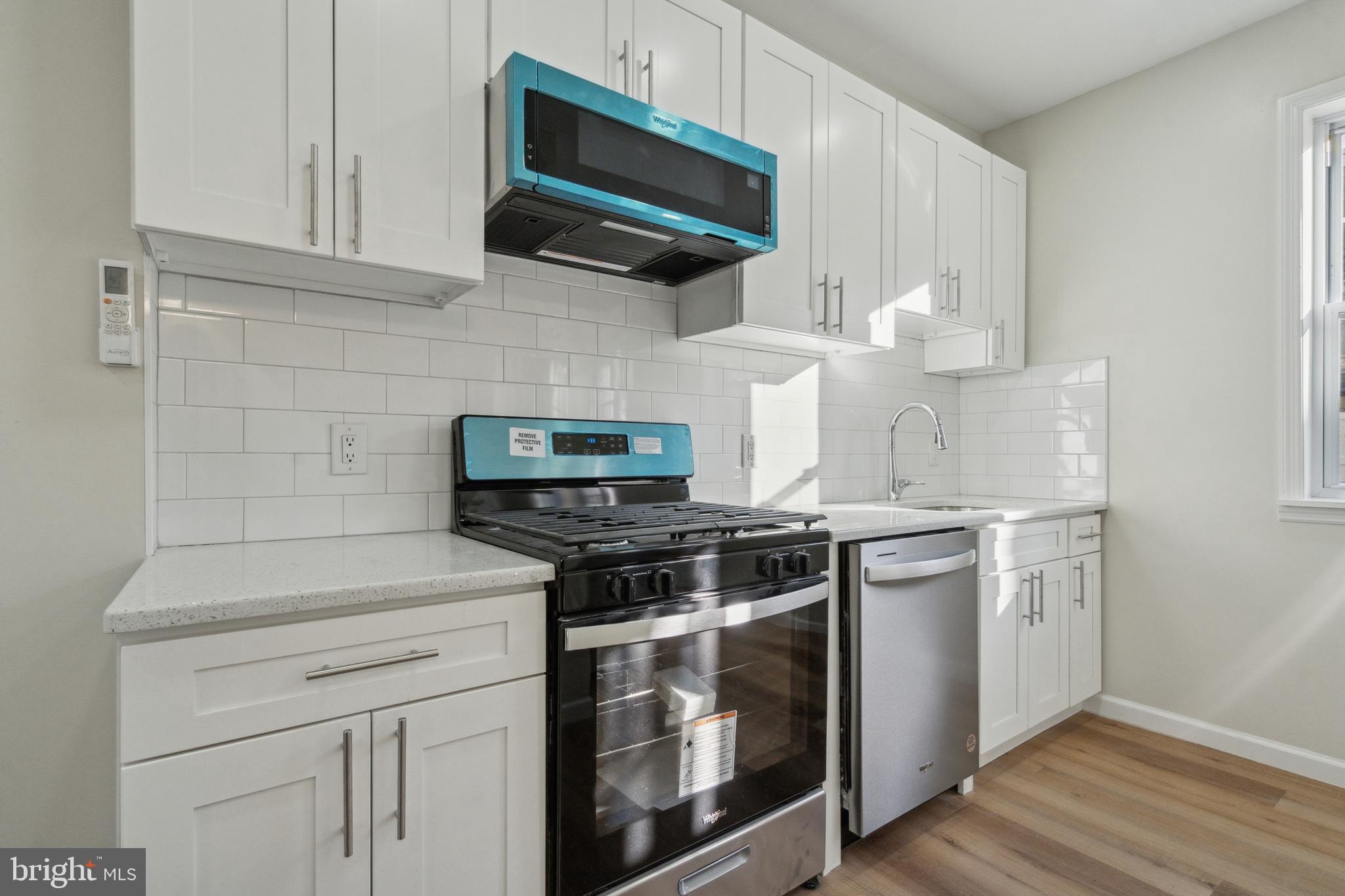 POINT BREEZE - Residential