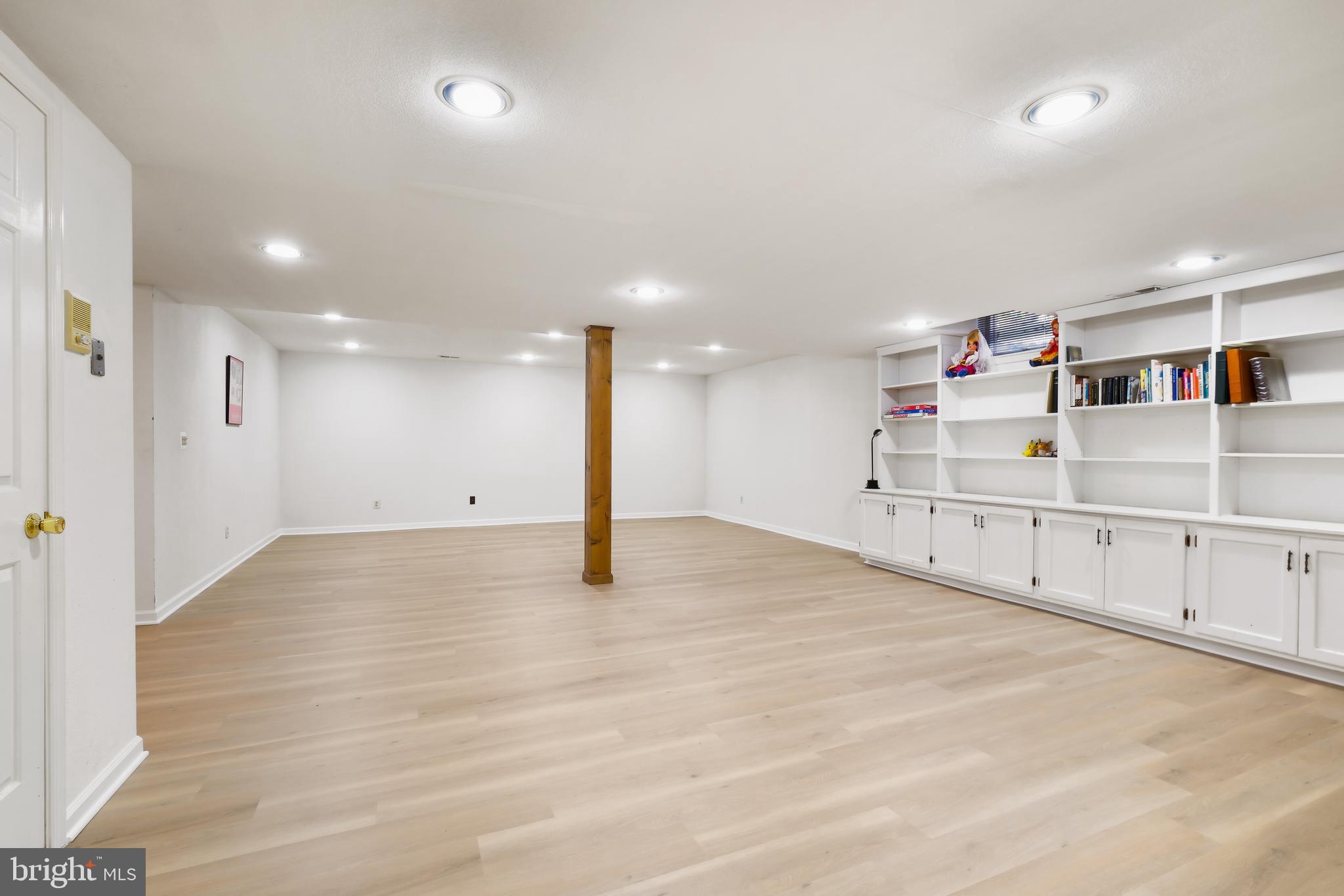 TIMBERLAWN - Residential