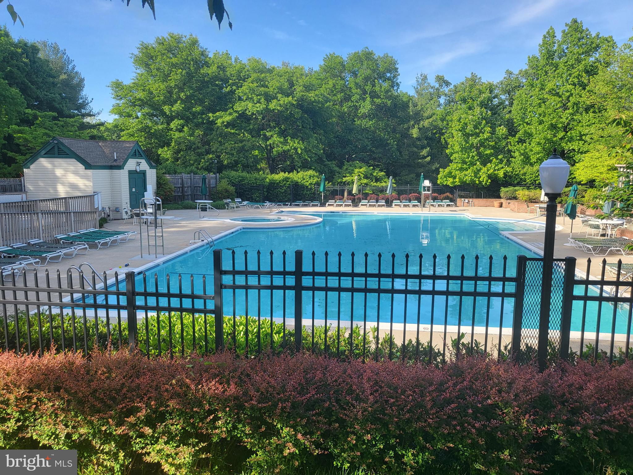 TIMBERLAWN - Residential