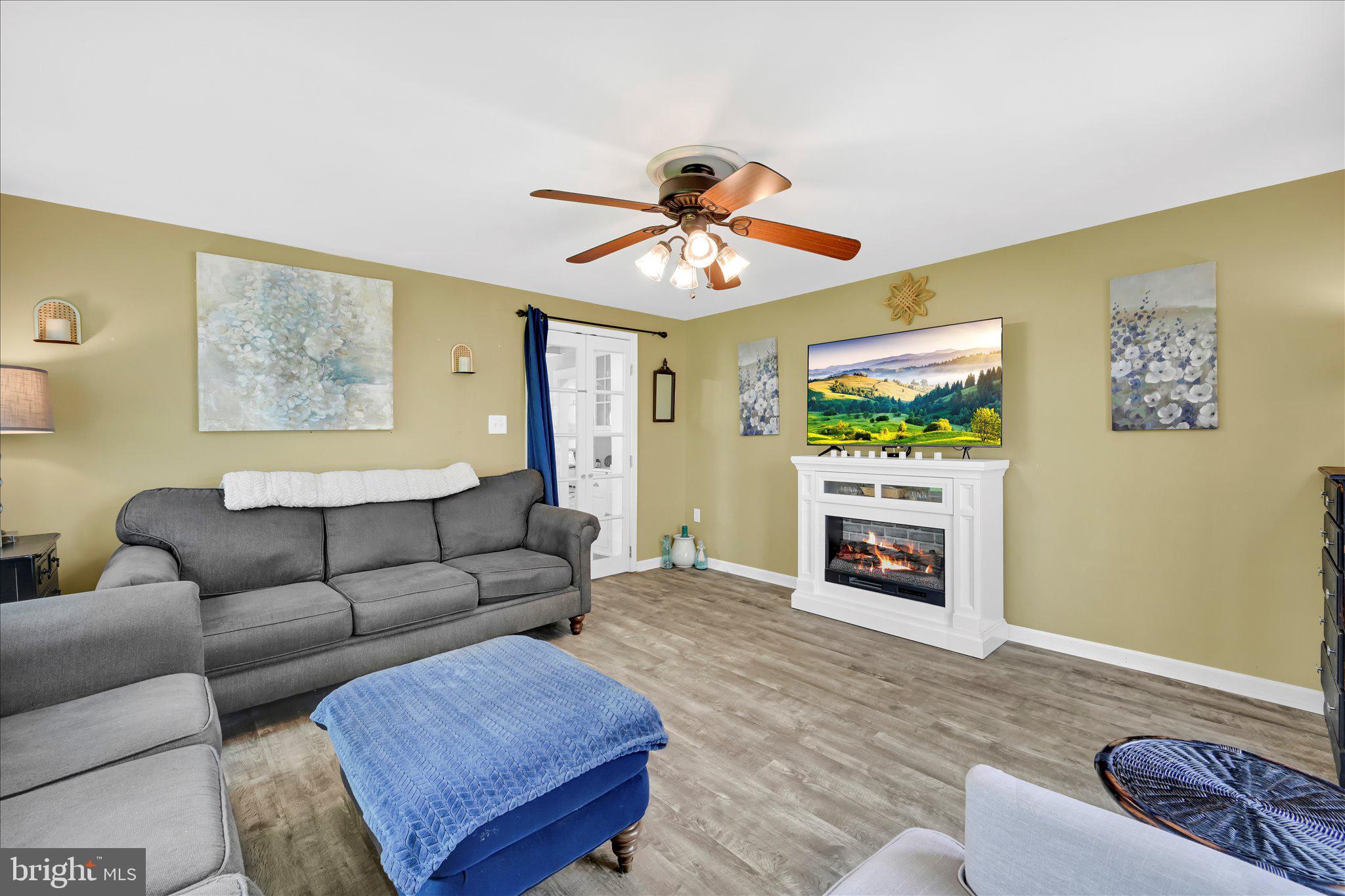 STRASBURG BOROUGH - Residential