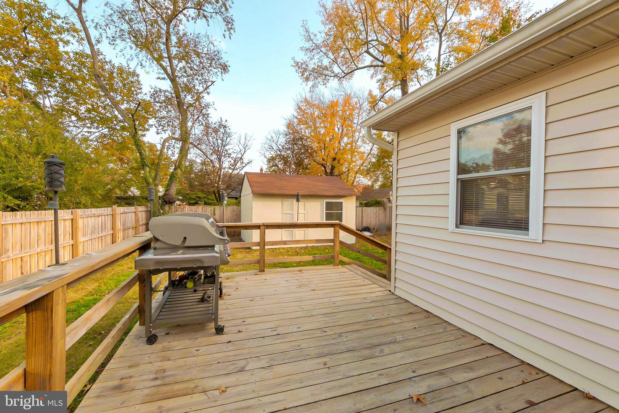 SILVER SANDS - Residential