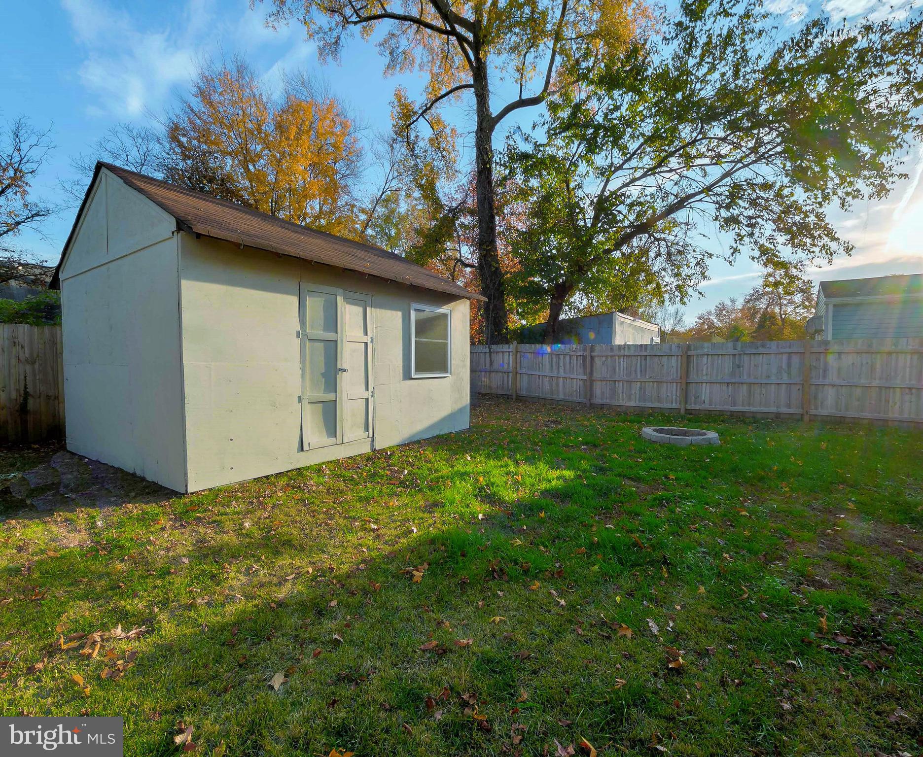 SILVER SANDS - Residential