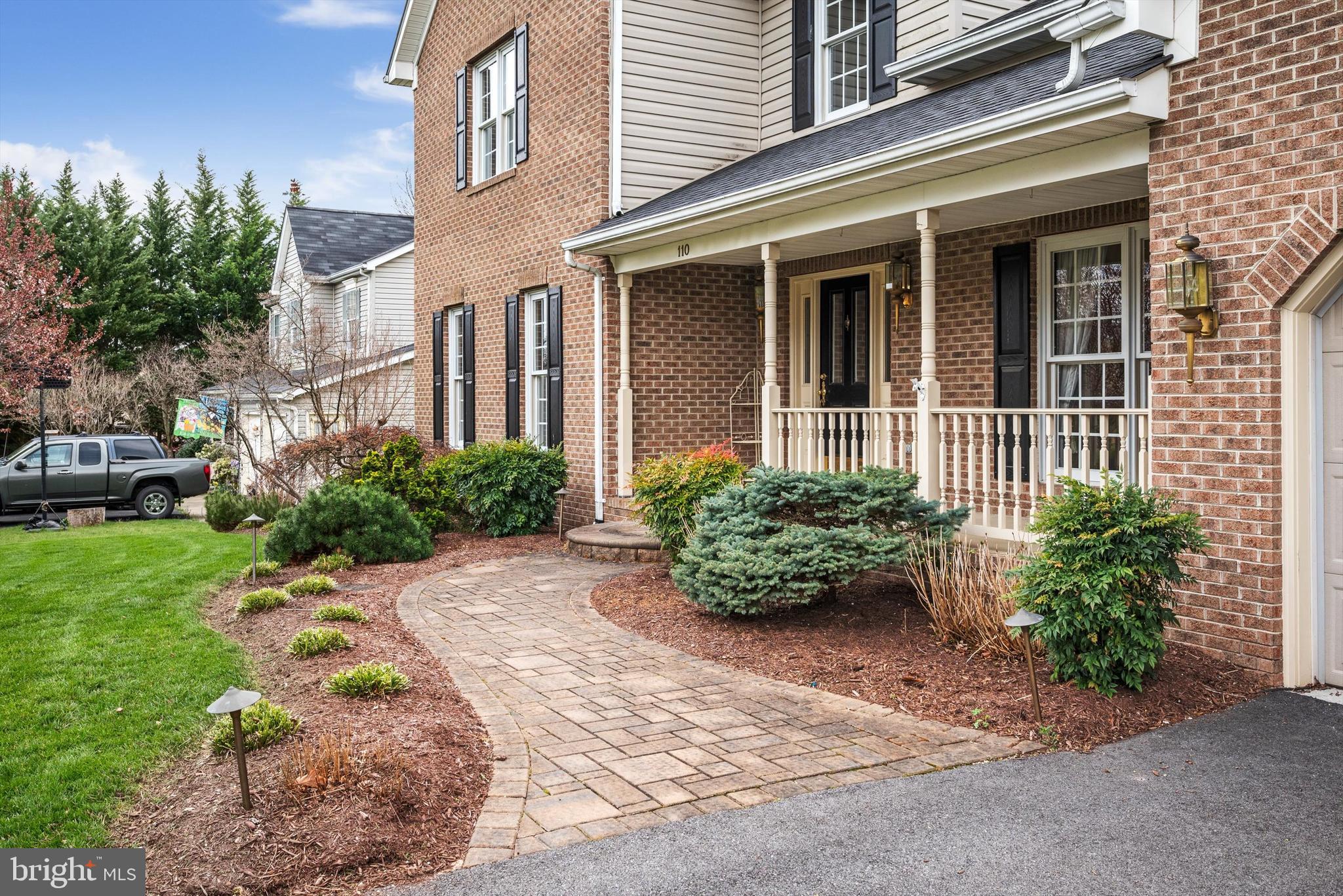 PIONEER HEIGHTS - Residential