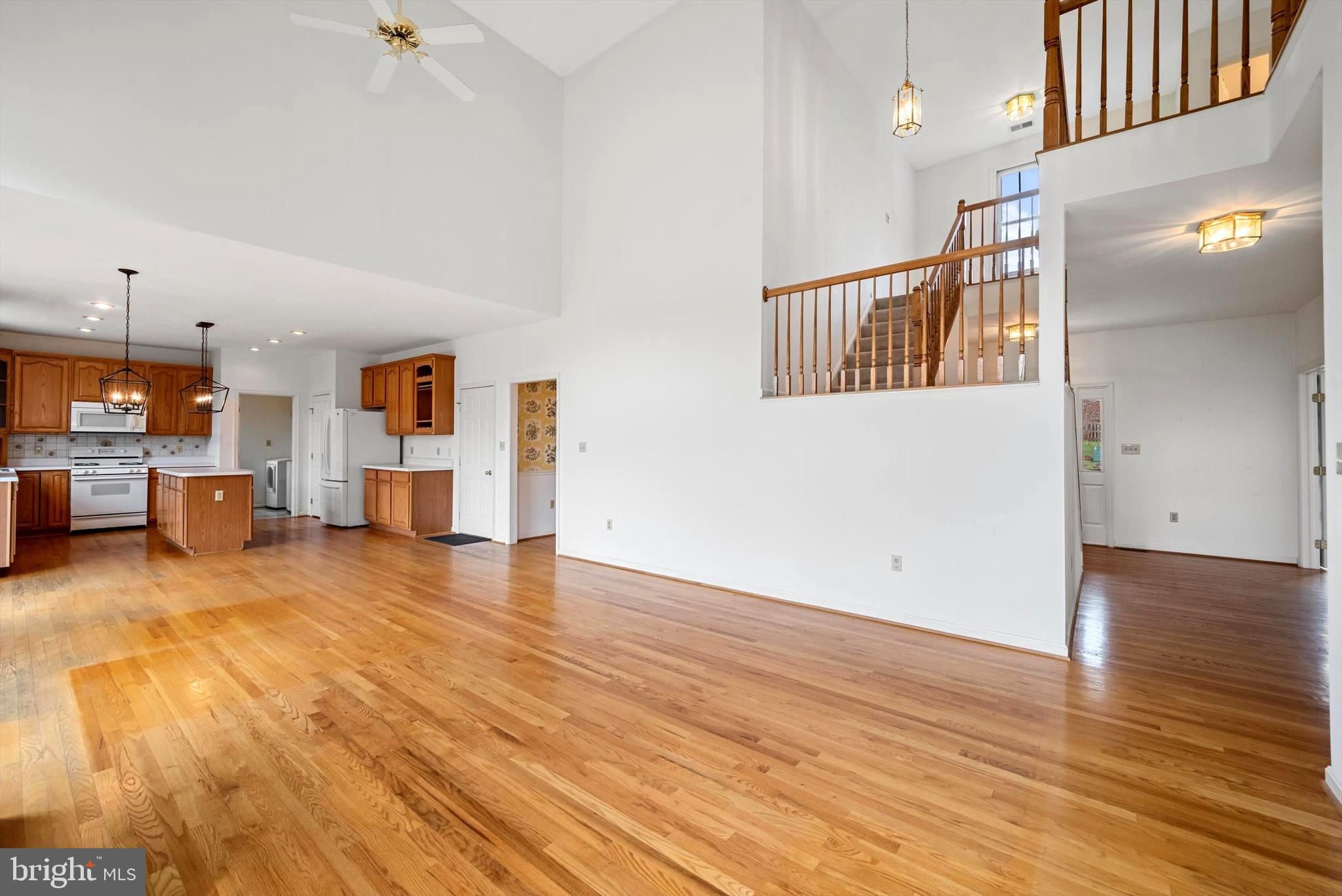 PIONEER HEIGHTS - Residential