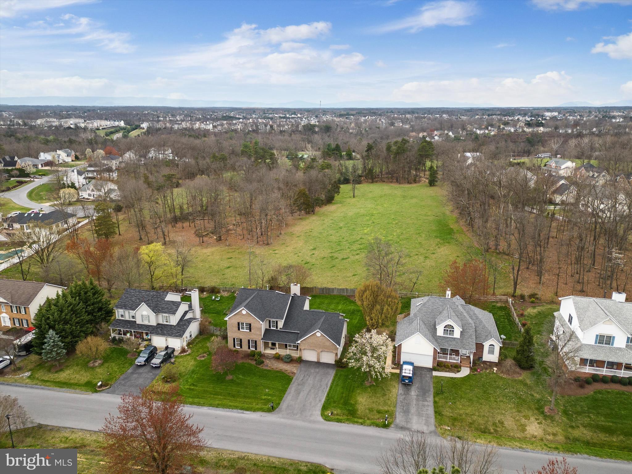 PIONEER HEIGHTS - Residential