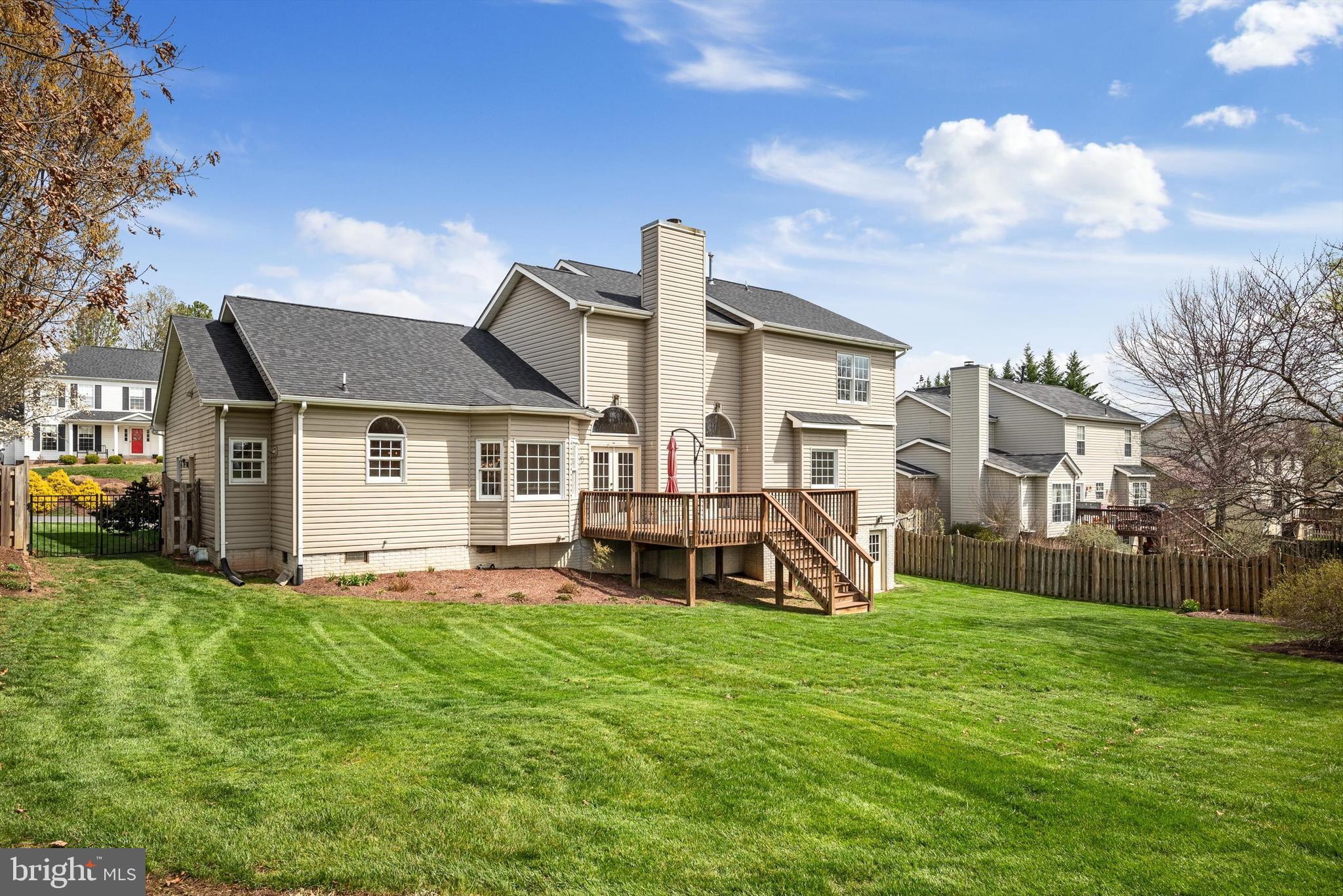 PIONEER HEIGHTS - Residential