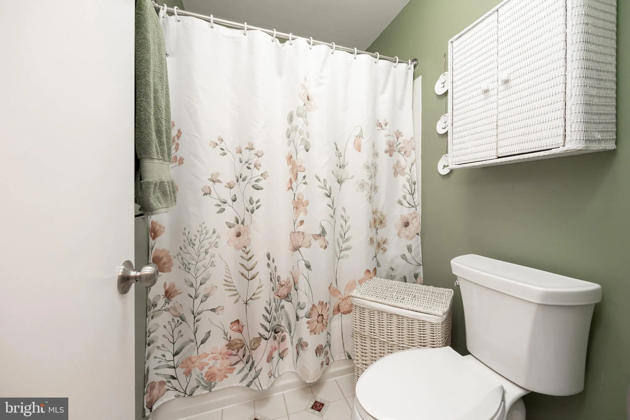 Harleysville, Pennsylvania 19438, United States, 3 Bedrooms Bedrooms, ,2 BathroomsBathrooms,Residential,Active,110535