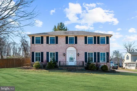 129 Rosewood Drive, Lansdale, PA MLS: PAMC2125552