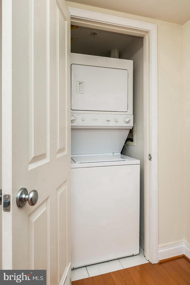 INNER HARBOR - Residential Lease