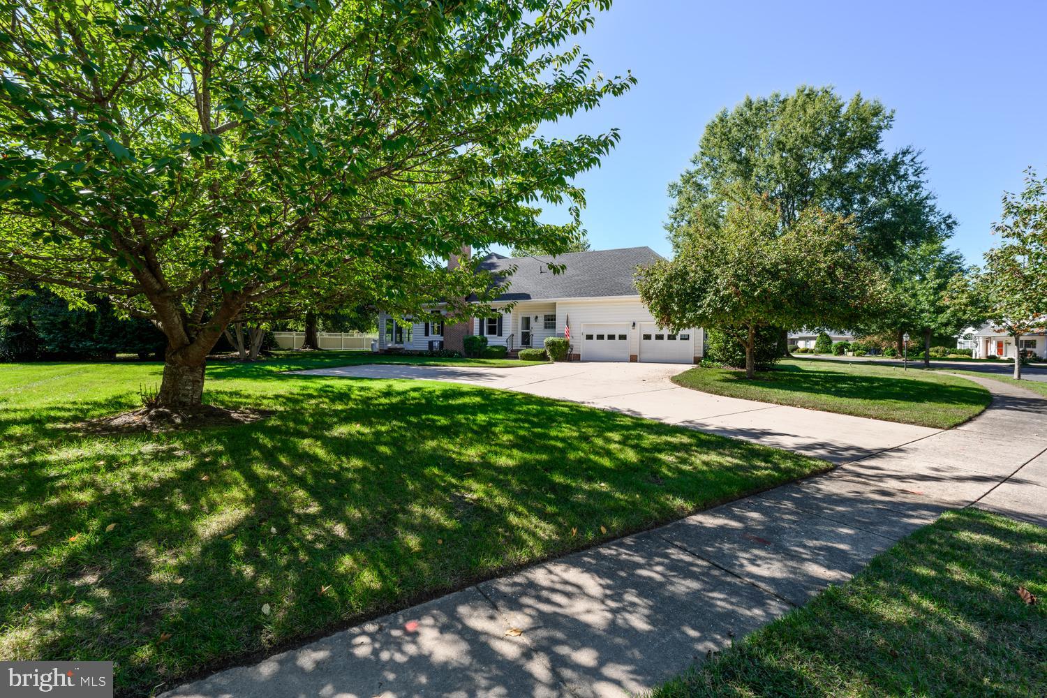 38 LONDONDERRY DRIVE