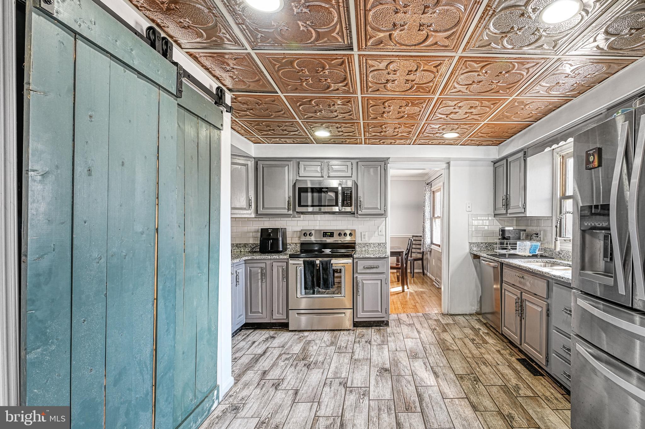 LAKE OF THE WOODS - Residential