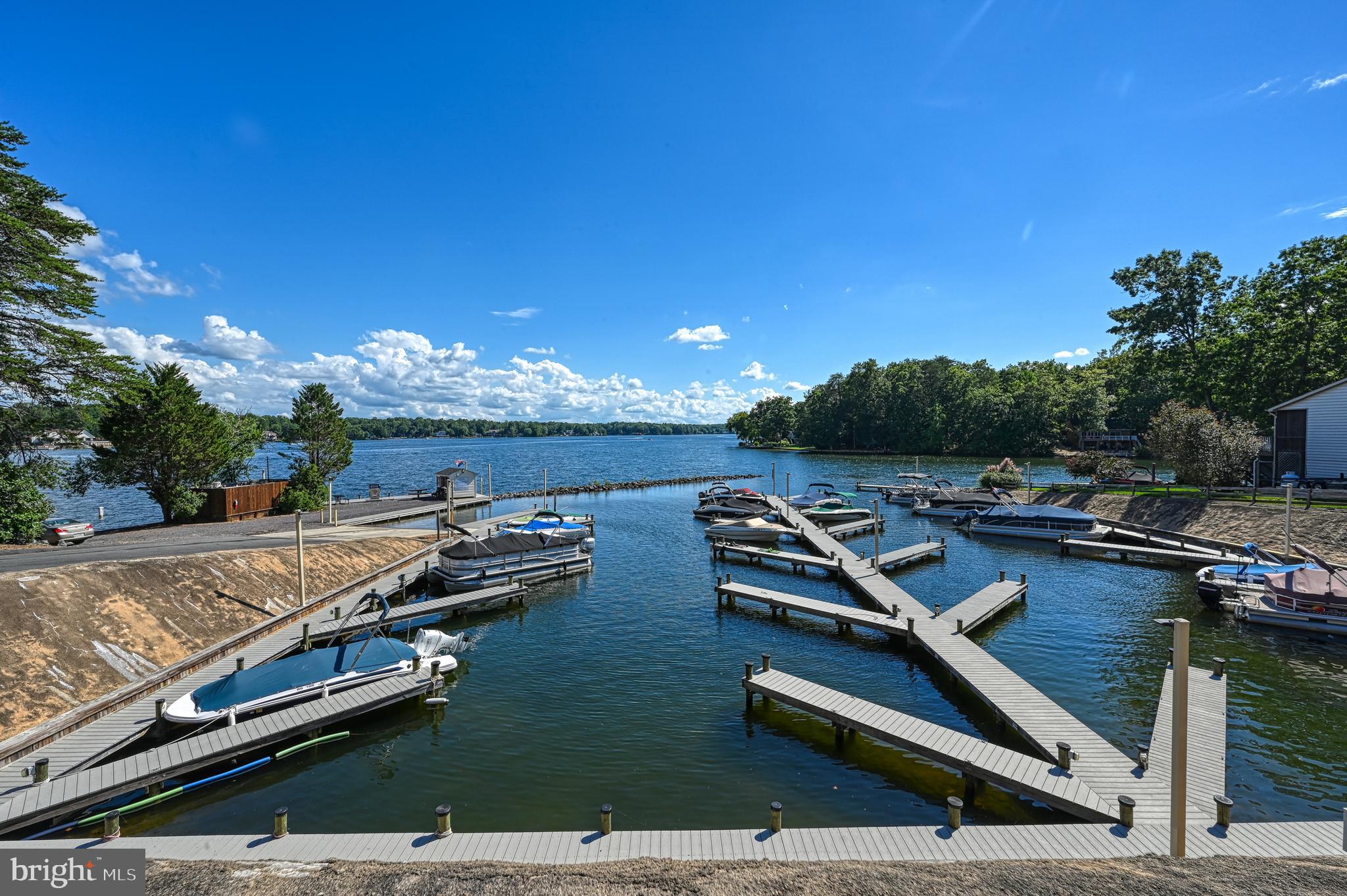LAKE OF THE WOODS - Residential