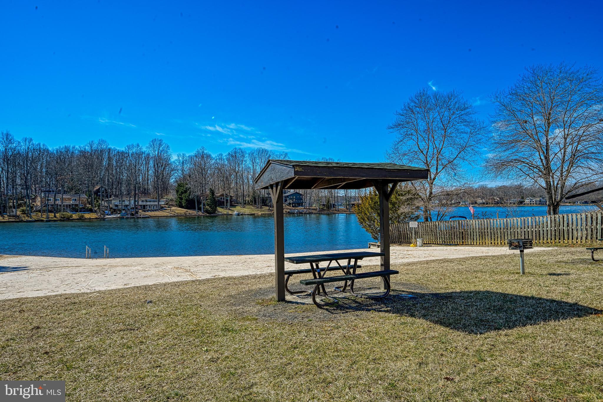 LAKE OF THE WOODS - Residential