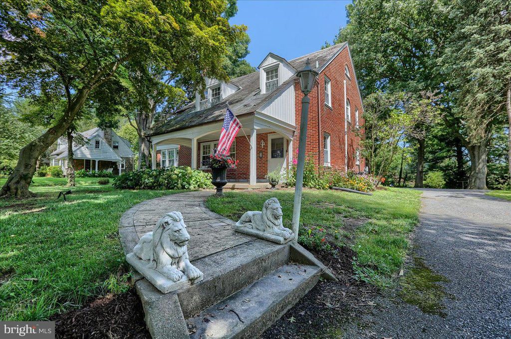 Photo of 2337 COLUMBIA AVE, LANCASTER, PA 17603 (MLS # PALA2023480)