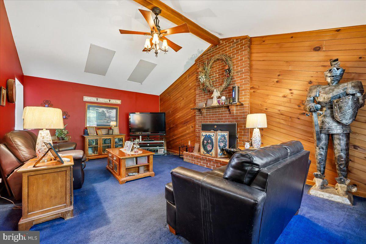 CHRISTY ACRES - Residential
