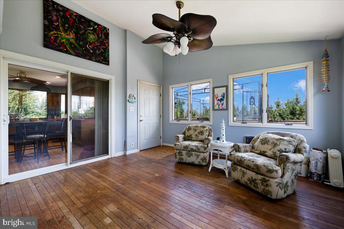 CHRISTY ACRES - Residential