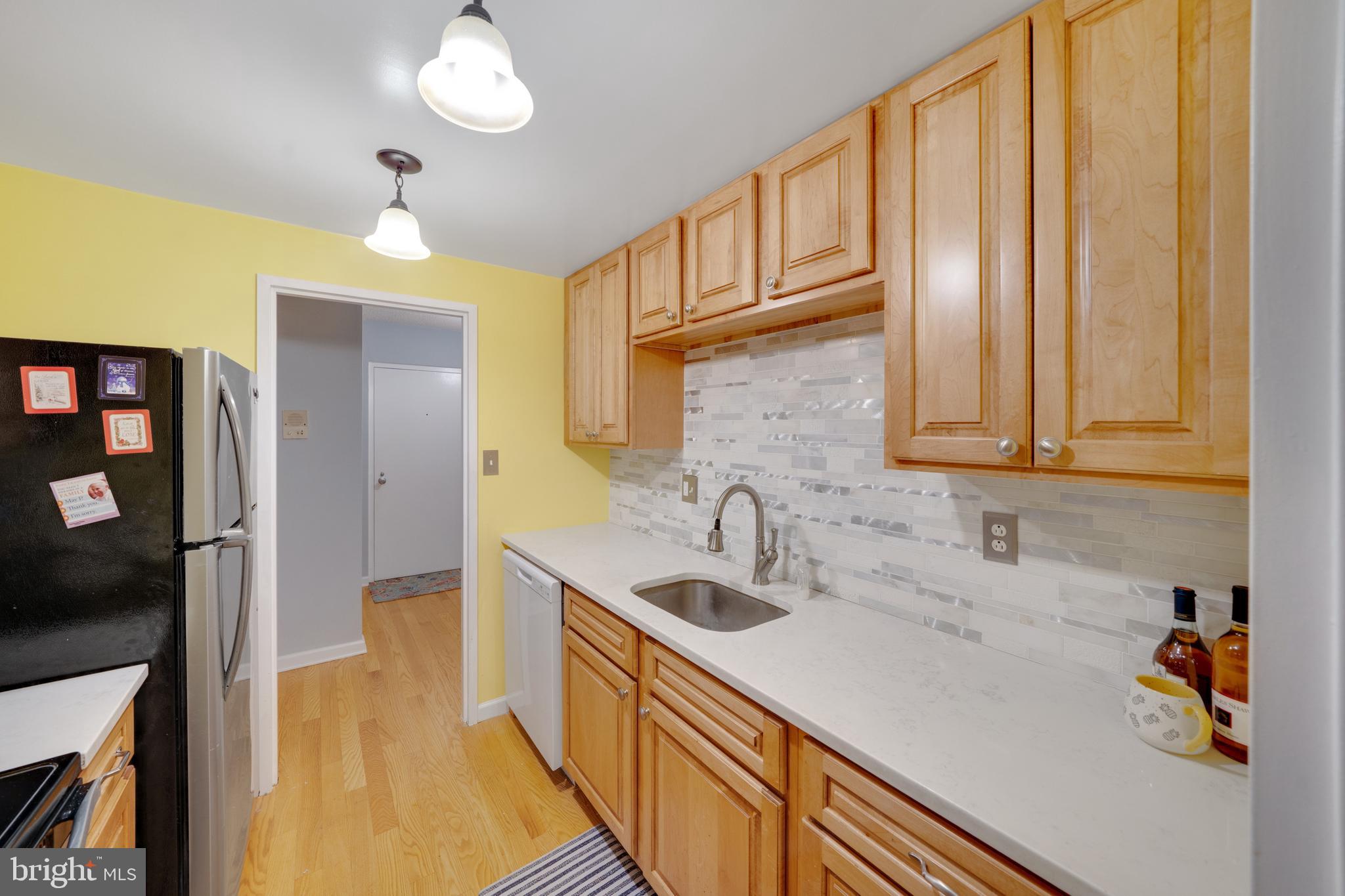 HICKORY HILL - Residential