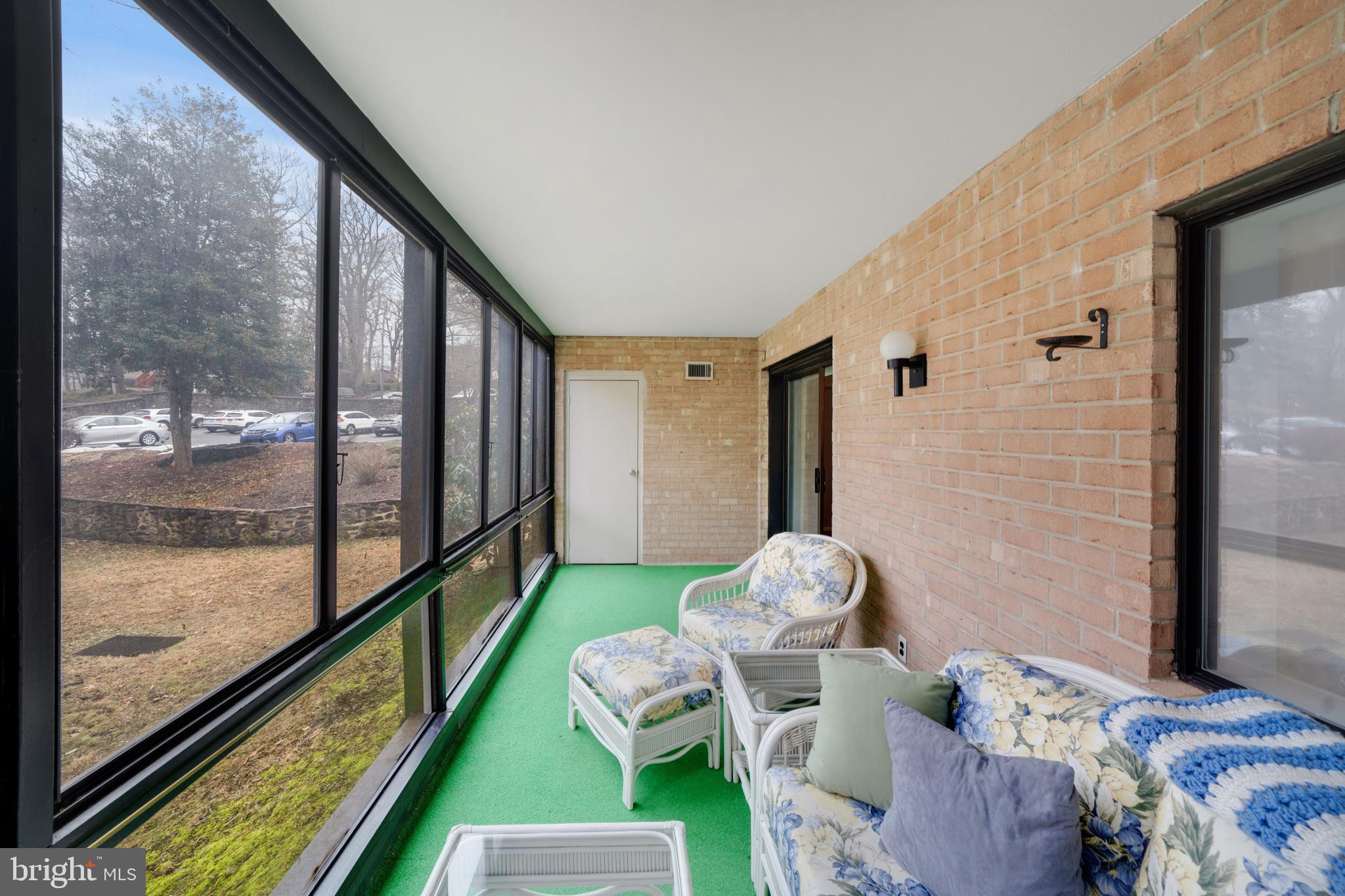 HICKORY HILL - Residential