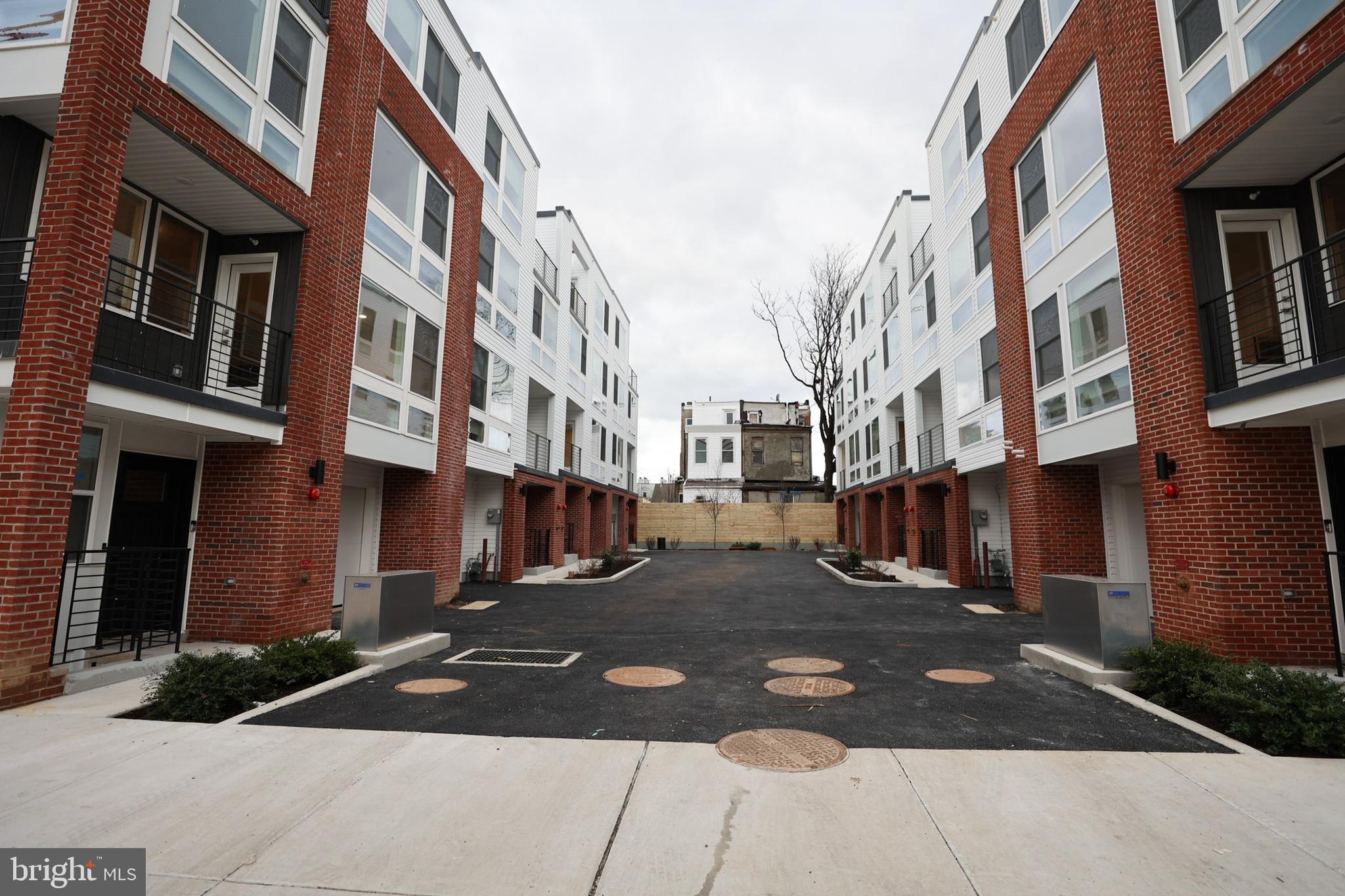 OLDE KENSINGTON - Residential Lease