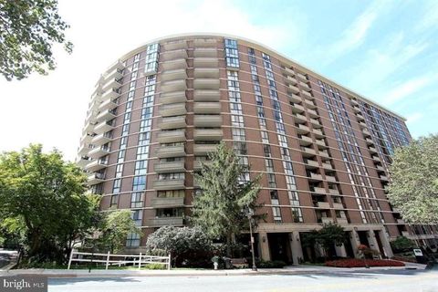 Photo of 4620 N Park Avenue #1611 E, CHEVY CHASE, MD 20815 (MLS # MDMC2199066)