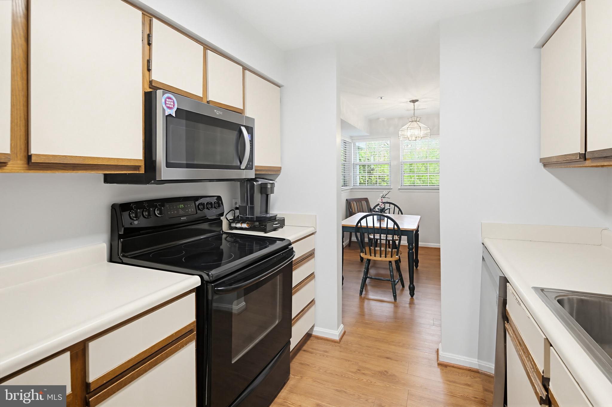 VILLAGE OF MONTGOMERY RUN - Residential