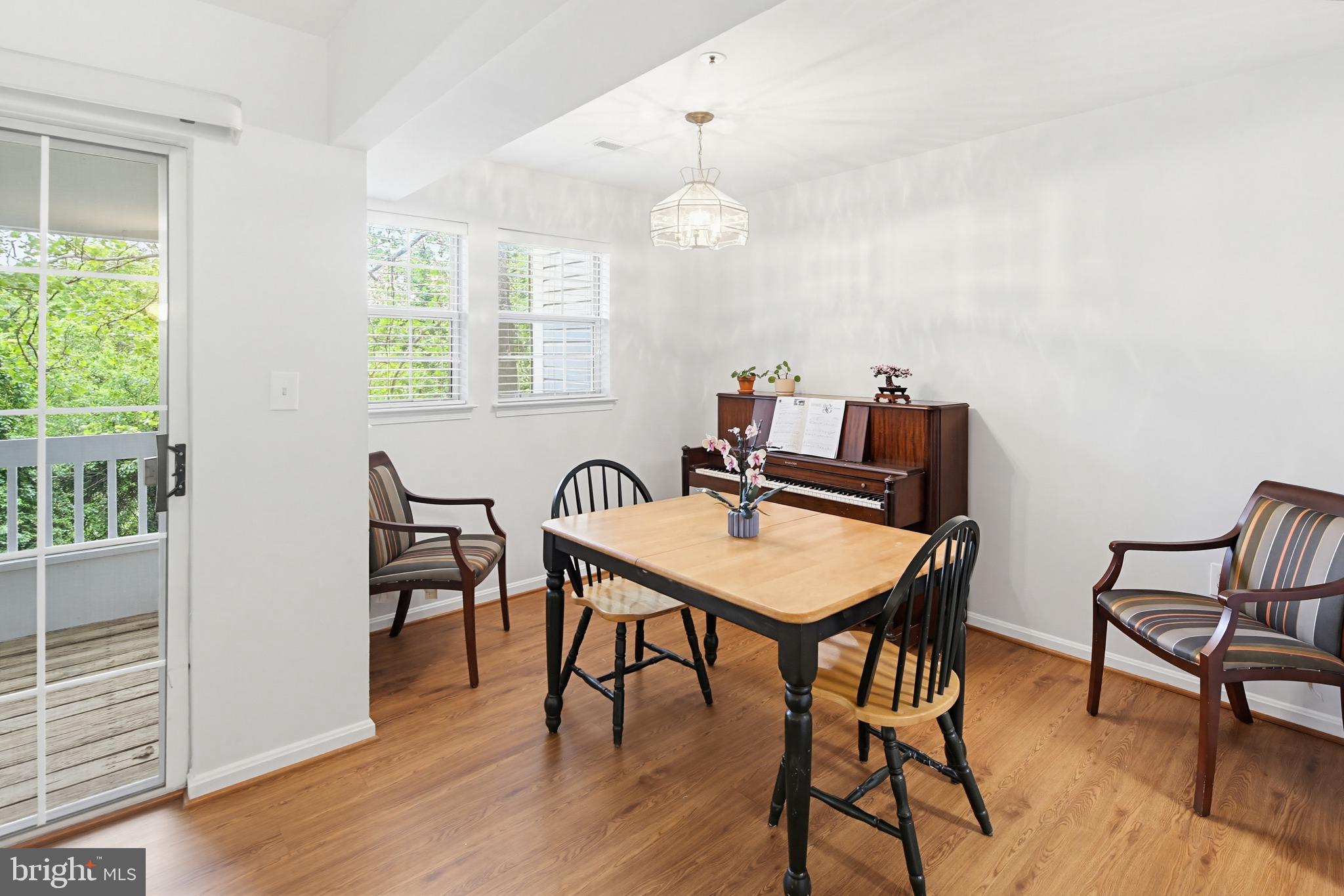 VILLAGE OF MONTGOMERY RUN - Residential