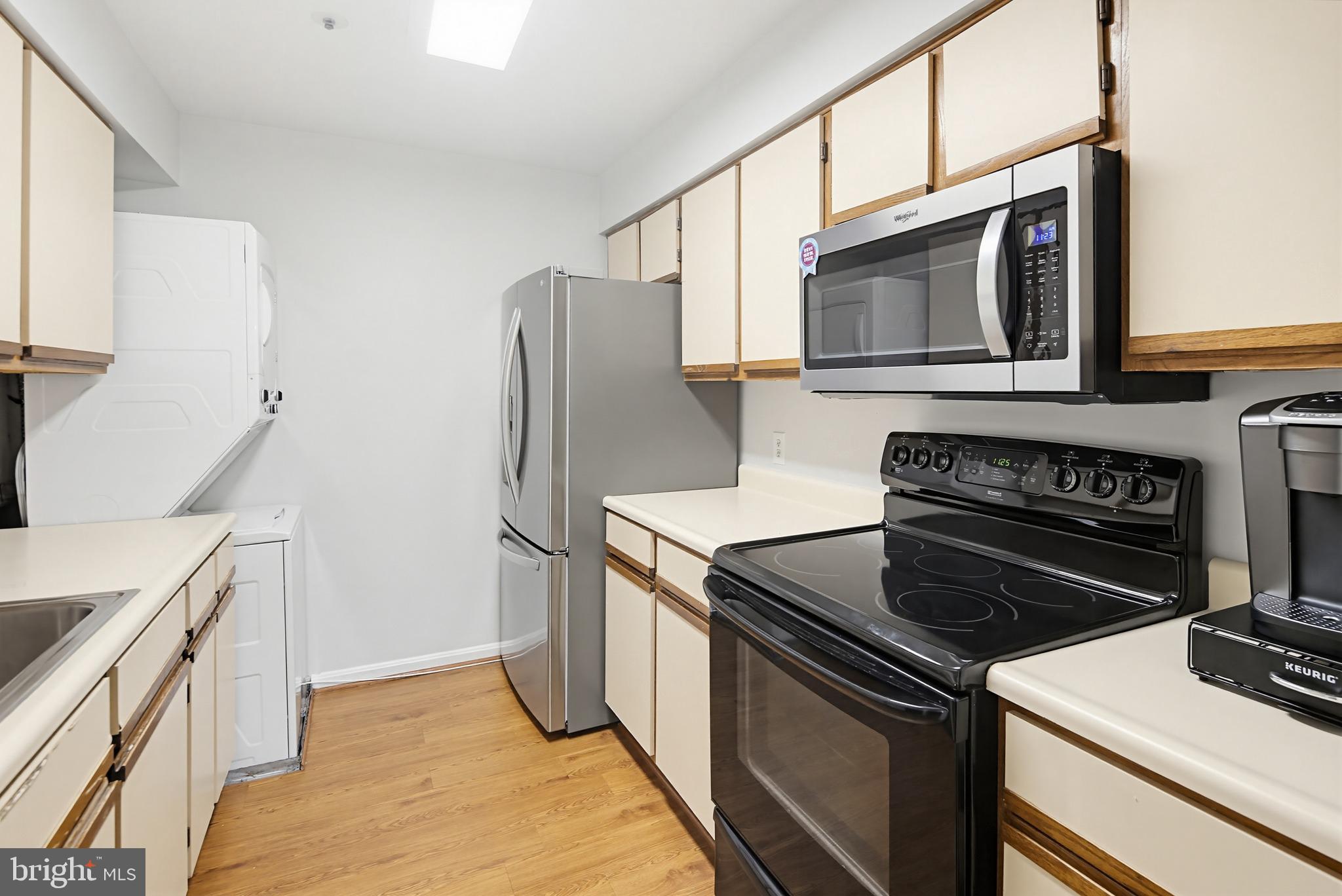 VILLAGE OF MONTGOMERY RUN - Residential