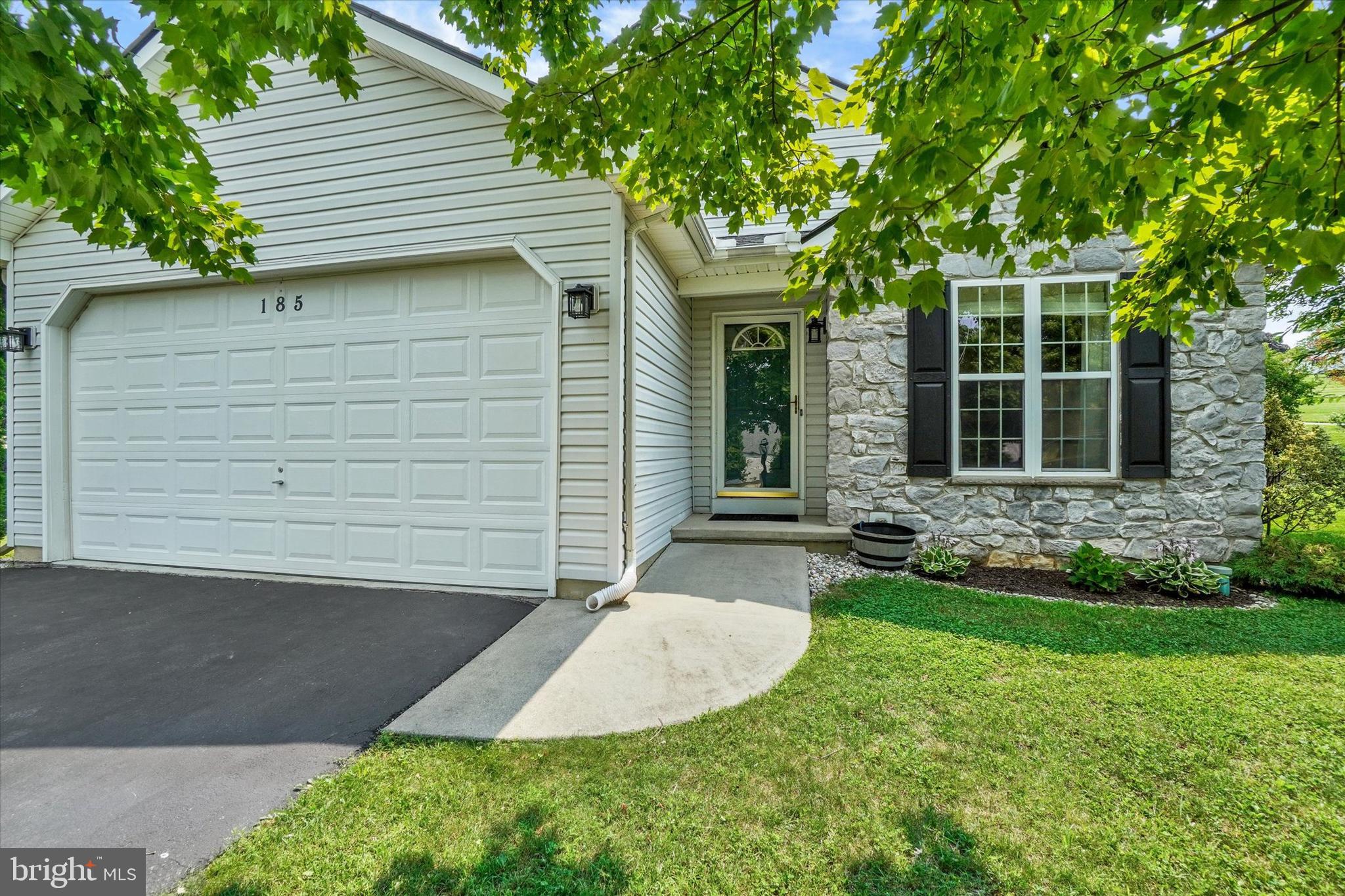 185 BIGLAR COURT