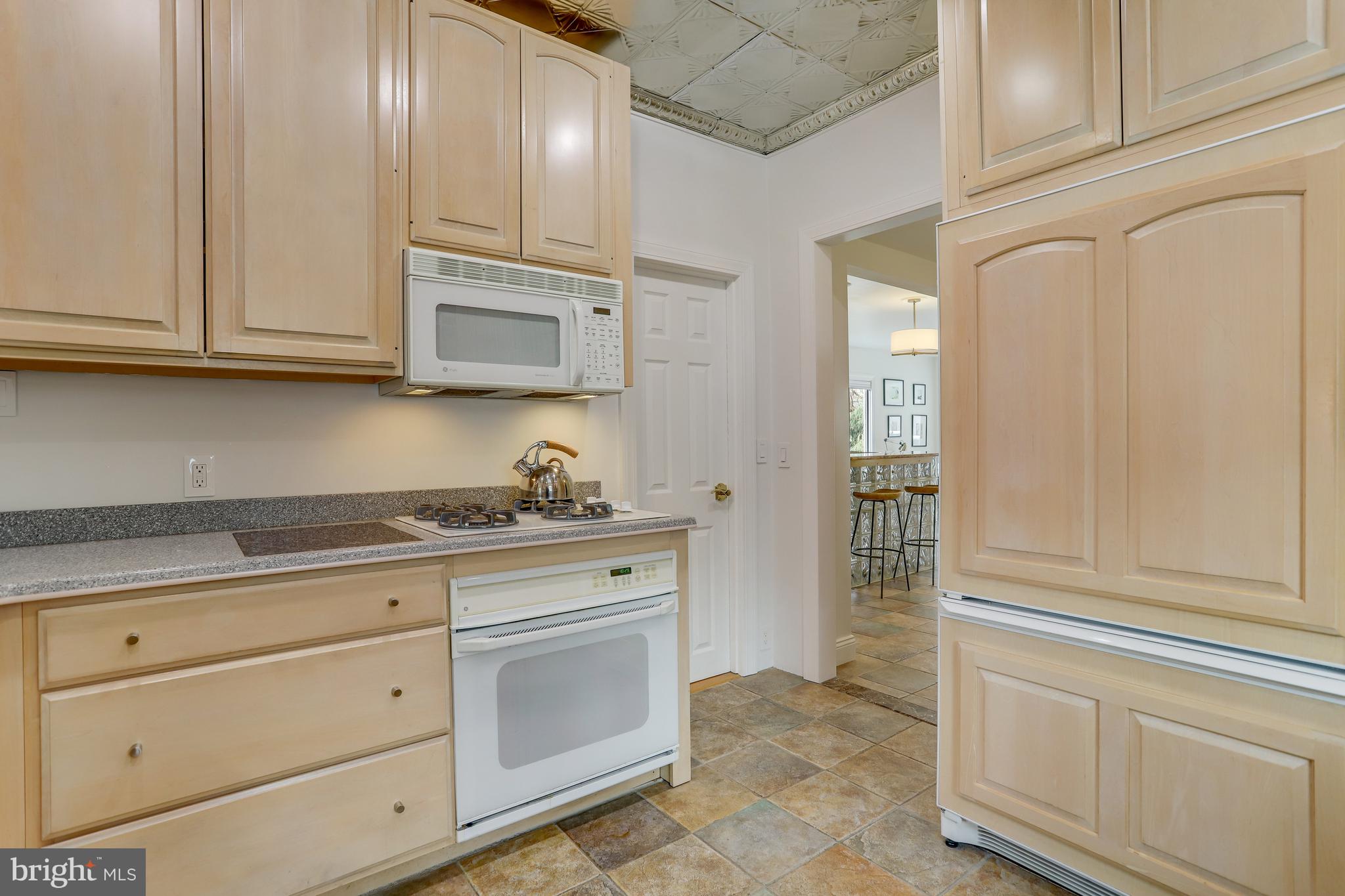 AURORA HILLS - Residential