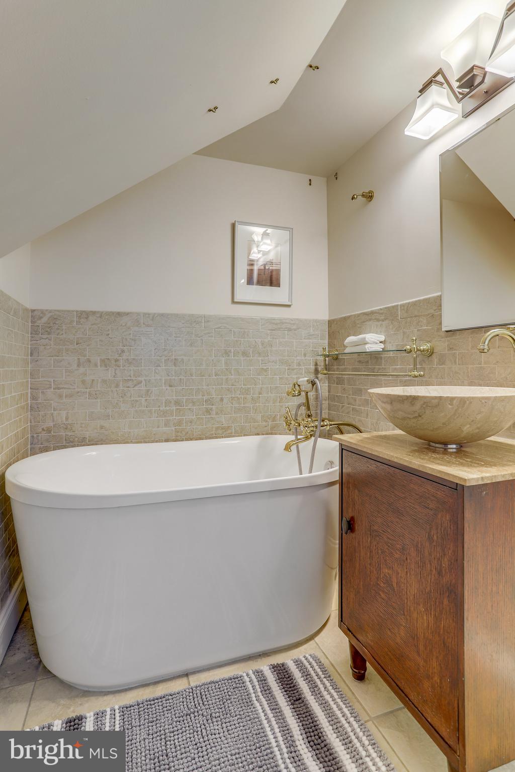 AURORA HILLS - Residential