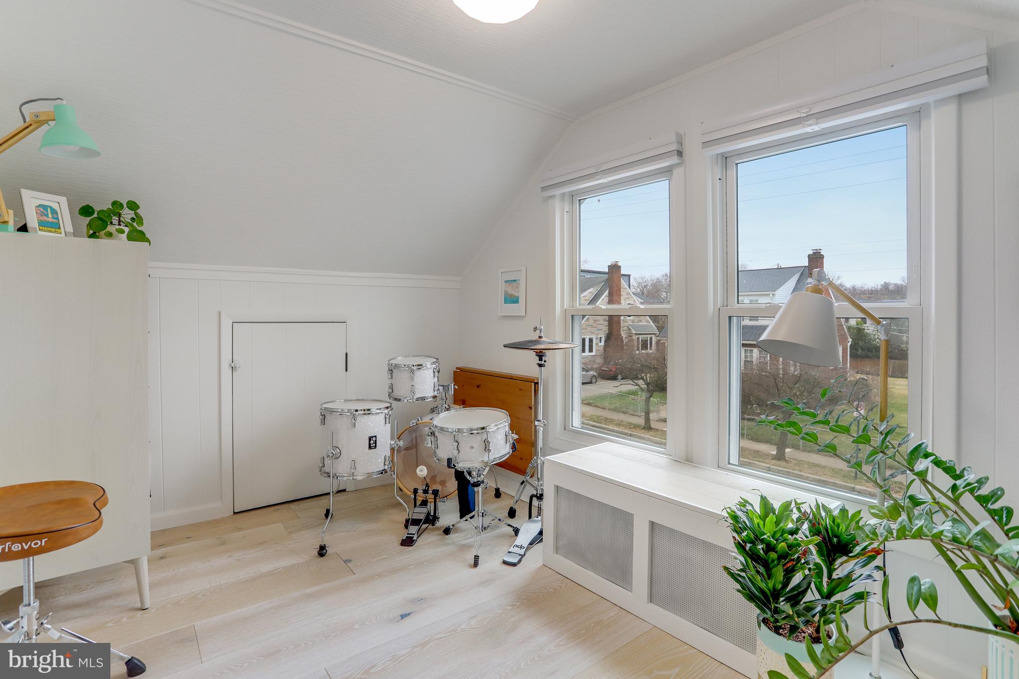 AURORA HILLS - Residential