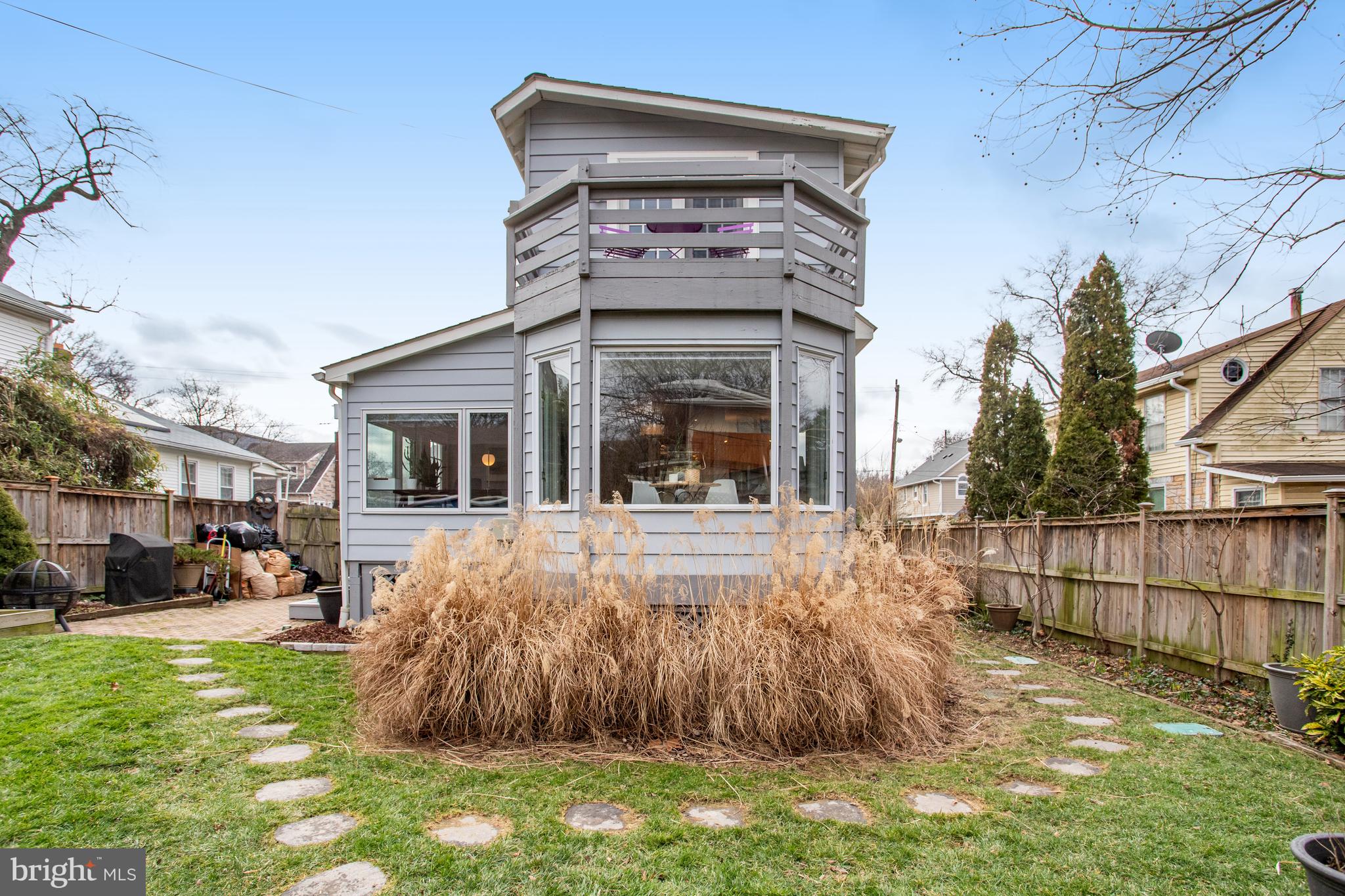 AURORA HILLS - Residential