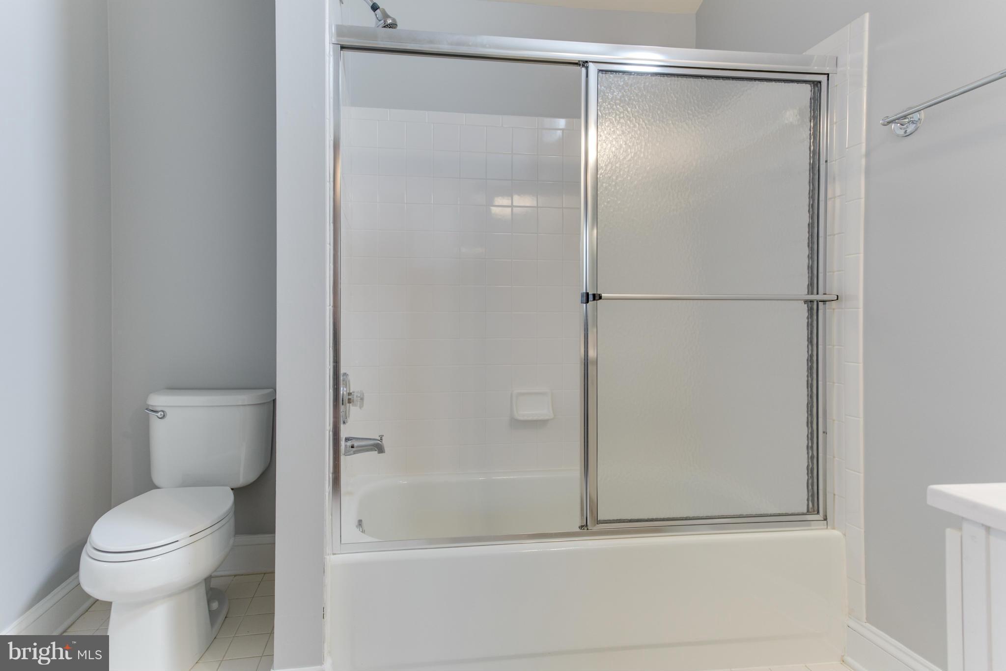 RIVERGATE - Residential Lease