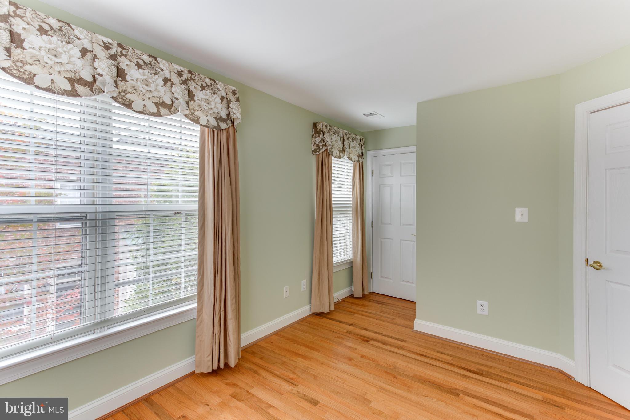 RIVERGATE - Residential Lease