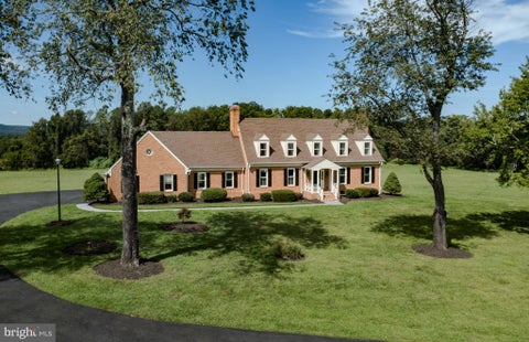 Photo of 4308 High Ridge Road, HAYMARKET, VA 20169 (MLS # VAPW2129262)